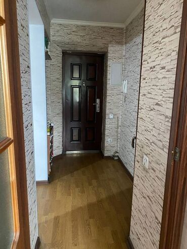 сутучно квартира: 1 бөлмө, 30 кв. м, Жеке план, 5 кабат, Косметикалык ремонт
