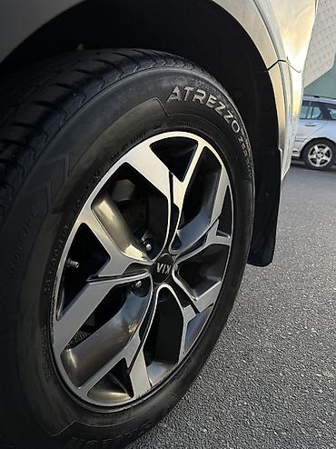 Kia: Kia Sorento: 2017 г., Кроссовер at lalafo.kg — 10 Kia: Kia Sorento: 2017 г., Кроссовер — 10