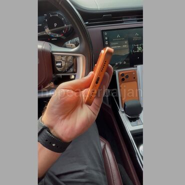 Apple iPhone: IPhone 17 Pro Max, Narıncı, Simsiz şarj — 10