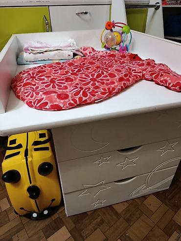 Пеленальный столик+комодик, манеж, бортик для люльки, переноска, горка