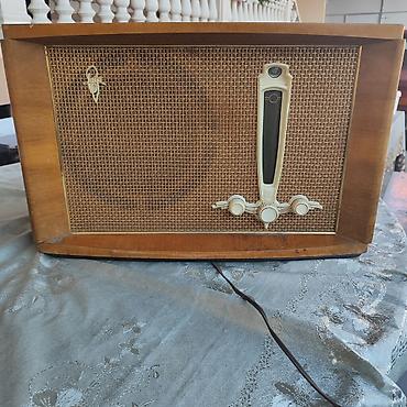 radiolar: Məhsul: Rīgas Radio Rūpnīca (A.S. Popov adına) RIGA-10 lampalı radio — 2
