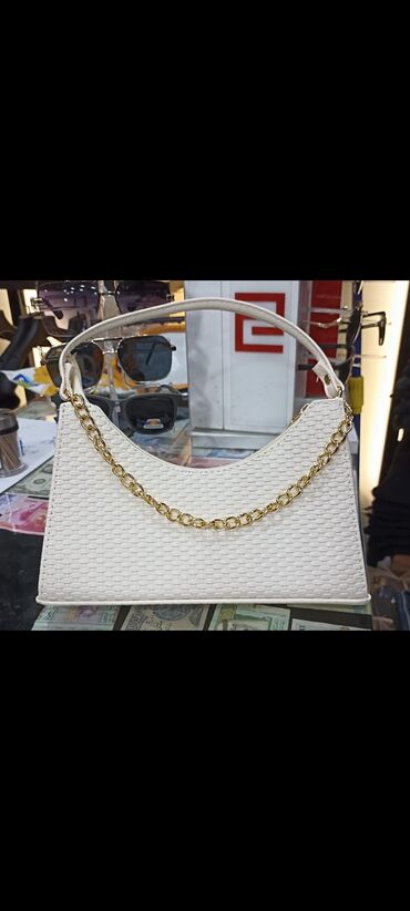 Çantalar: Əl çantası — 13