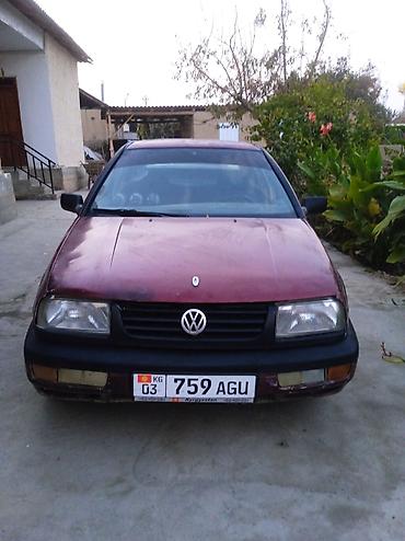 продажа авто гольф 4: Volkswagen Vento: 1993 г., 2 л, Механика, Бензин, Седан — 2