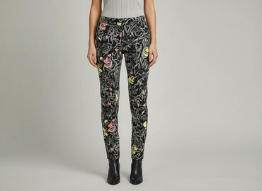 answear klapki i sandały: F&F, Material trousers for women, size S