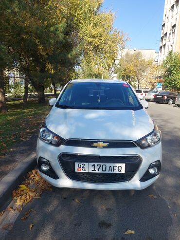 Chevrolet: Chevrolet Spark: 2017 г., 1 л, Вариатор, Бензин, Хэтчбэк