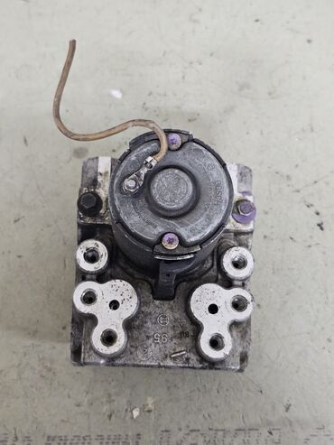 ABS: Блок ABS Mercedes-Benz 1997 г., Б/у, Оригинал, Германия at lalafo.kg — 12 ABS: Блок ABS Mercedes-Benz 1997 г., Б/у, Оригинал, Германия — 12