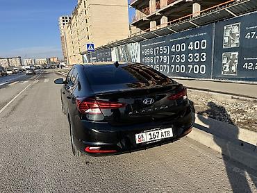 Hyundai: Hyundai Elantra: 2019 г., 2 л, Автомат, Бензин, Седан — 20