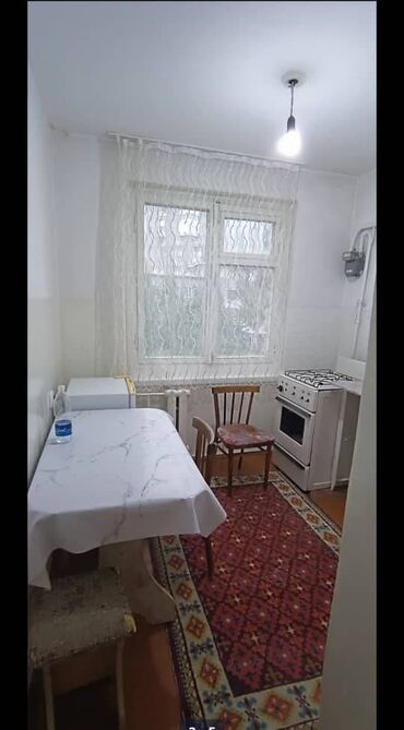 1 комнатная квартира 8 мкр: 1 комната, 32 м², 104 серия, 4 этаж