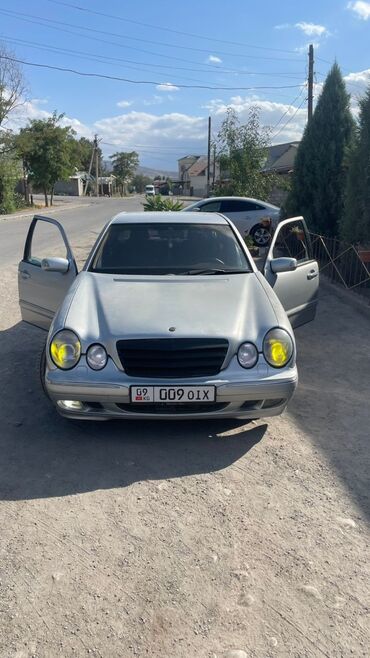 Mercedes-Benz: Mercedes-Benz E-Class: 2000 г., 5 л, Автомат, Бензин, Седан