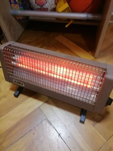 Kaloriferi: Grejalica Kvarcna mala FABA 1600w sa dva staklena grejača 
 Mirjevo — 3