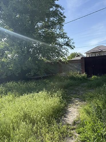 Продажа коттеджей и домов: 🏡 Продается участок с домом в ж/м Арча-Бешик 📐 Площадь участка — 4