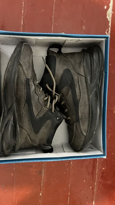 Другая мужская обувь: Разные ботинки каждая — 5