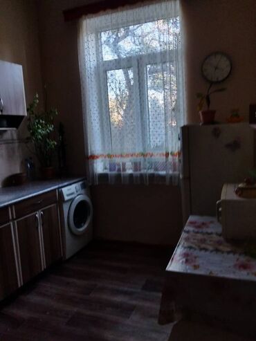 Uzunmüddətli kirayə mənzillər: Xətai Rayonu NZS Qəsəbəsi Babək Prospekti Gəncə Mərasim Evi 2 otaq — 8