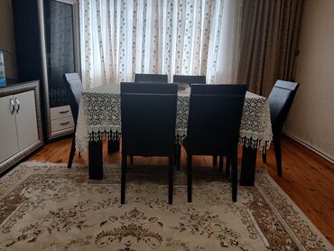 işlenmiş stol stul: İşlənmiş, Masa və oturacaqlar, Divan, TV altlığı