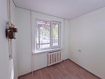 Продажа квартир: 1 комната, 35 м², 104 серия, 1 этаж, Свежий ремонт — 6