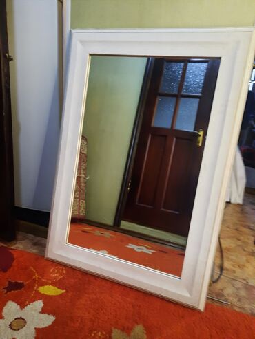зеркало самоклейка: Зеркало с обрамлением, ширина 70 см, высота 100 см