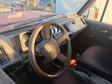 урус машина: Isuzu Trooper: 2000 г., Кол менен иштөөчү, Дизель, Жол тандабас — 4