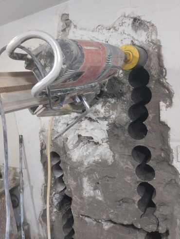 Tikinti işləri: Beton kəsmə ve desme xidməti. Beton kəsmə və desme isderi görürük — 7