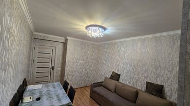 Uzunmüddətli kirayə mənzillər: Mənzildə kondisioner, böyük soyuducu, kuxna mebeli, açılıb bağlanan