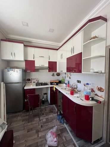 türk sobası fransa: Metbex mebeli 400 azn. Uzeri mermerdir, qaz, aspirator verilir. Olcu