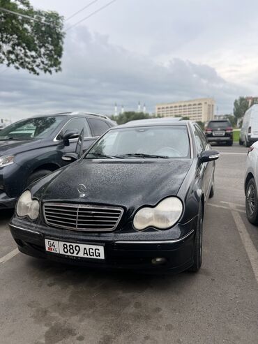 авто левый руль: Mercedes-Benz C 200: 2001 г., 2 л, Автомат, Бензин, Седан