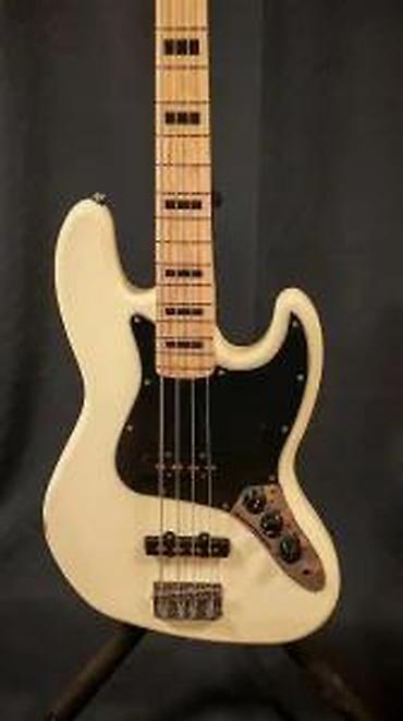 Gitare: SQUIER AFFINITY ACT JAZZ BASS OWT | . Slanje po — 16