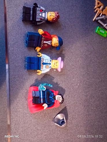 lego hero factory konstruktorları: LEGO original minifiqur dəsti - 5 ədəd LEGO minifiqur: 3 şəhər — 1