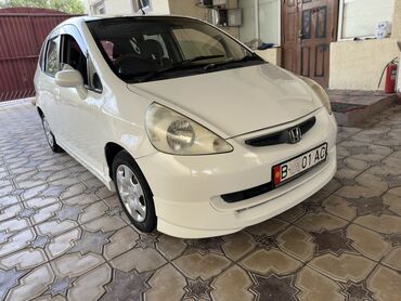 мото чопер: Honda Fit: 2002 г., 1.3 л, Вариатор, Бензин, Хэтчбэк