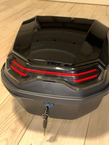 работа курьер с личным авто бишкек: Motosikl və moped üçün baqaj satılır. Tutumu 35 litrdir. Yenidir. Bolt