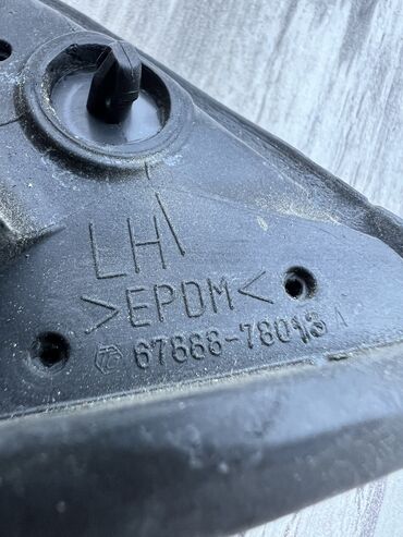 Двери и комплектующие: Уплотнитель двери Задняя левая Lexus, Б/у, Оригинал — 12