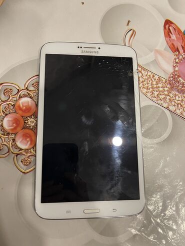 galaxy tab s in Azərbaycan | PLANŞETLƏR: Samsung Galaxy Tab 3. Ekranda chat var, qalan her sheyi ideal