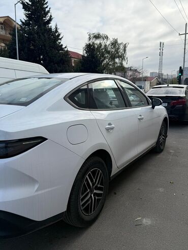 BYD: BYD Qin Plus: 1.5 l | Sedan — 4