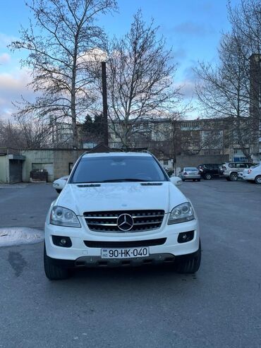 Mercedes-Benz 350: 3.5 l | 2008 il