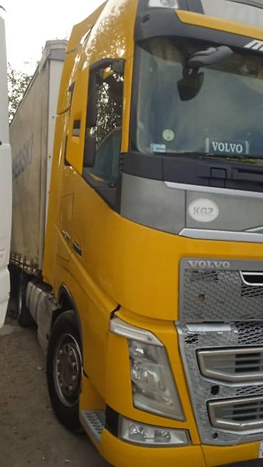 Тягач, Volvo, 2014 г., Тентованный