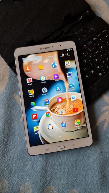 Tableti: Samsung Galaxy Tab S 8.4 + futrola sa tastaturom - Tablet sa ekranom — 9