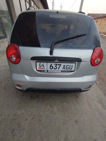 Chevrolet: Chevrolet Spark: 2008 г., 0.8 л, Механика, Бензин, Хэтчбэк — 3