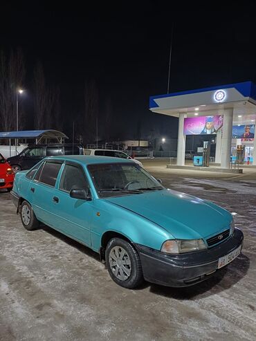 Транспорт: Daewoo Nexia: 1999 г., 1.5 л, Механика, Бензин, Седан