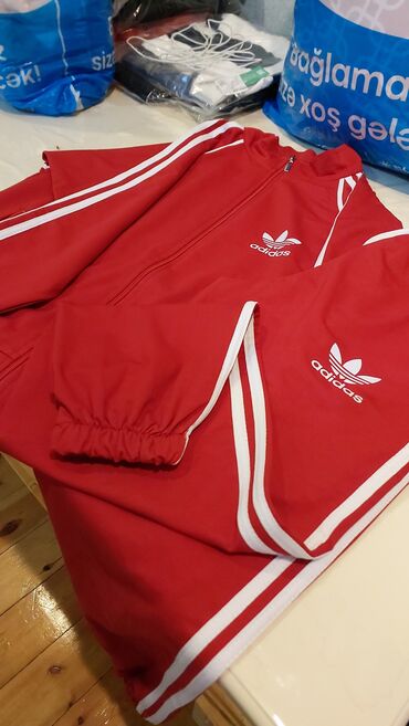 zhenskie krossovki adidas climawarm: Adidas, L (EU 40), цвет - Красный