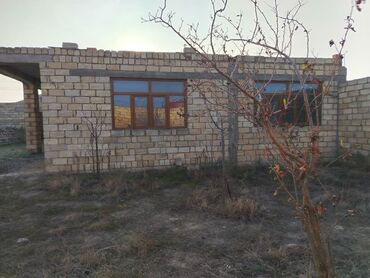 Həyət evləri və villaların satışı: 4 otaqlı, 6 kv. m, Kredit yoxdur, Təmirsiz — 3