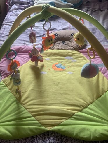 детский коврик игровой в Кыргызстан | Другие товары для детей: Продаю развивающий игровой коврик,состояние отличное