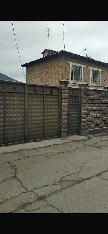 3 комнаты, 66 м², 2 соток, Ала-Арча ж/м Газ, Электричество, Канализация