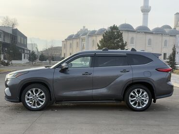Toyota: Toyota Highlander: 2021 г., 3.5 л, Типтроник, Бензин, Внедорожник — 5