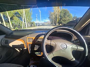 mazda 3 2004: Nissan Sylphy: 2001 г., 2 л, Автомат, Бензин, Седан — 6