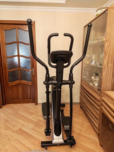 Elliptik trenajorlar: Elliptik trenajor – evdə kardio və ümumi bədən məşqləri üçün — 2