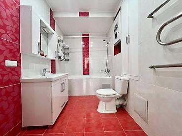 Долгосрочная аренда квартир: 4 комнаты — 6