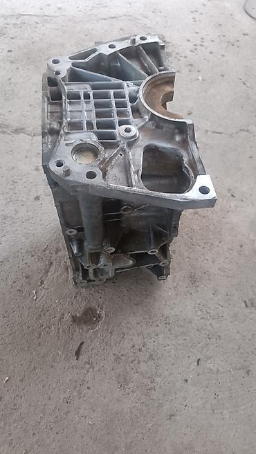 Sbor motorlar və silindr başlıqları: 1.8, 1.8 l, Benzin, 2011 il, İşlənmiş — 20