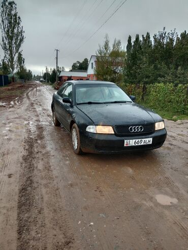 мерседес спринтр: Audi A4: 1995 г., Седан