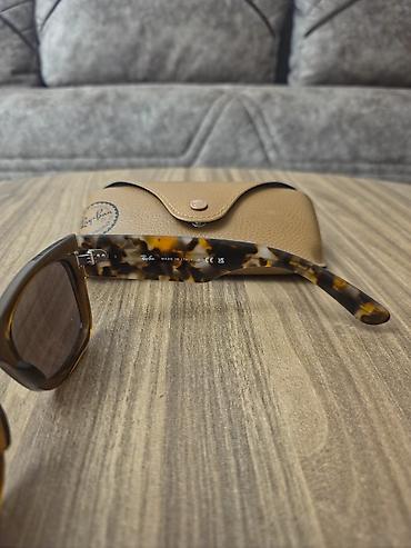 mega essentials: Ray-Ban Mega Wayfarer RB0840S gün eynəyi - Rəng və material — 4