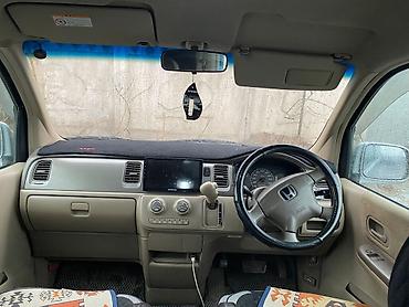 Honda: Honda Mobilio: 2002 г., 2 л, Автомат, Бензин, Минивэн — 3