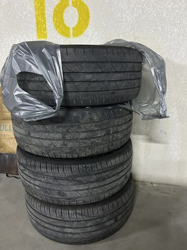 Шины: Шины 235 / 45 / R 18, Лето, Б/у, Комплект, Легковые, Корея, Kumho